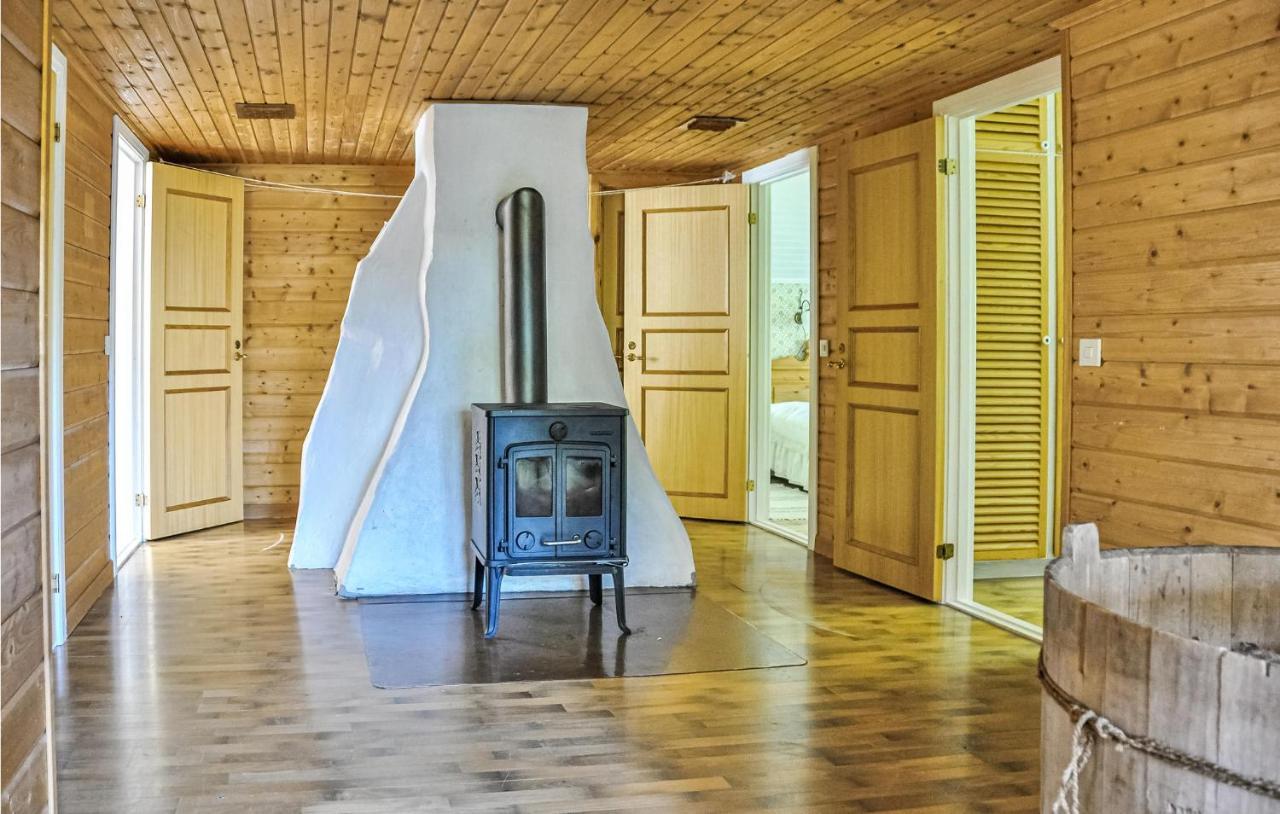 Cozy Home In Lesjoefors With Kitchen Lesjofors Bagian luar foto